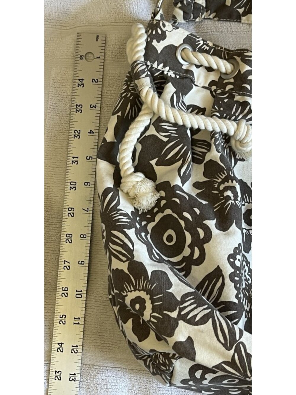 Aeropostale Floral Canvas Drawstring Hobo Shoulder Bag Green White Medium - Picture 5 of 14
